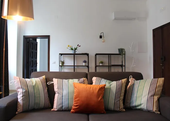 Albadamar Terrace * Trani