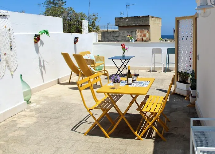 Albadamar Terrace * Trani